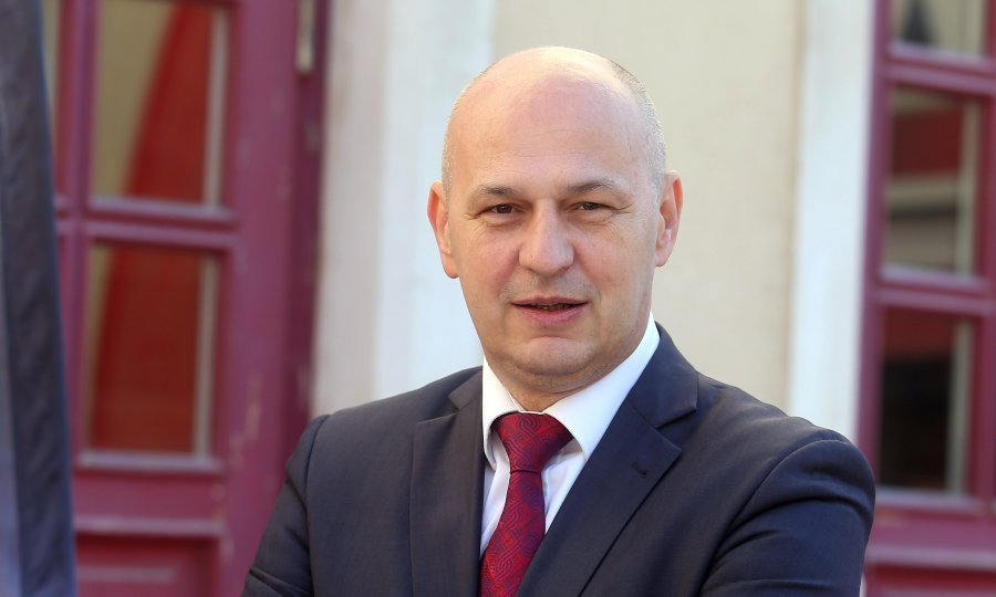 Mislav Kolakušić
