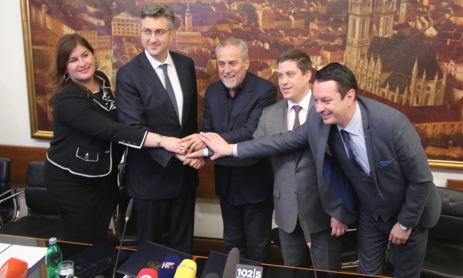 Milan Bandić s vrhom Vlade