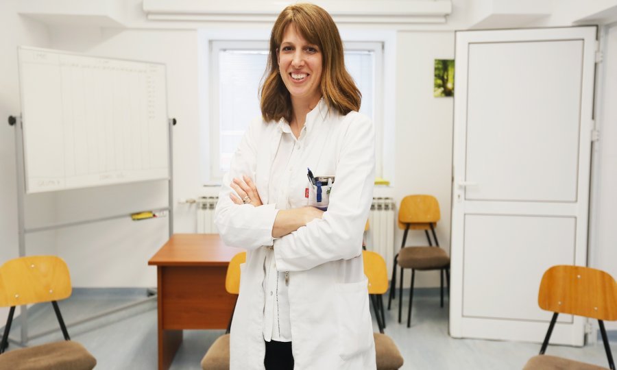 Dr. Irena Rojnić Palavra predvodi tim liječnika specijaliziranih za tehnološke ovisnosti