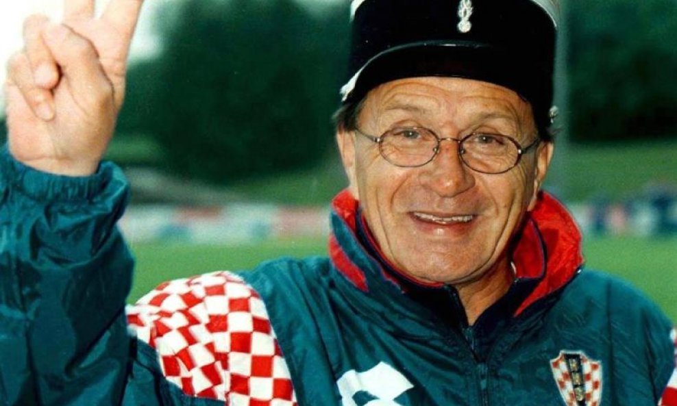 Ćiro Blažević s kapom 1998.
