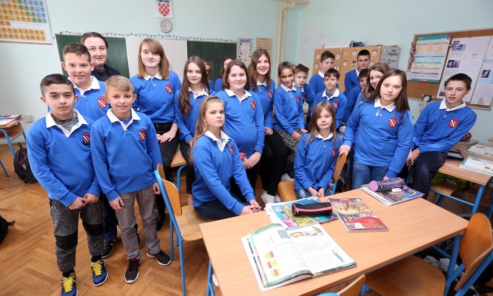 Učenici nekih zagrebačkih škola dvije su godine nosili jednake majice