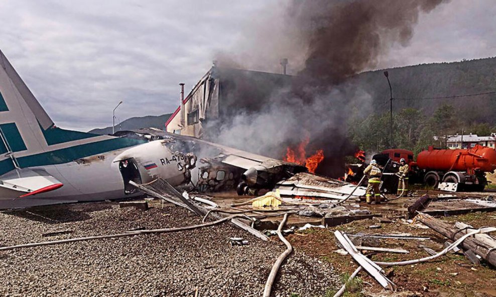 Fotografija uništenog zrakoplova