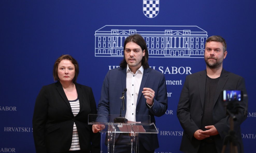 Snježana Sabolek, Ivan Vilibor Sinčić i Damjan Vucelić