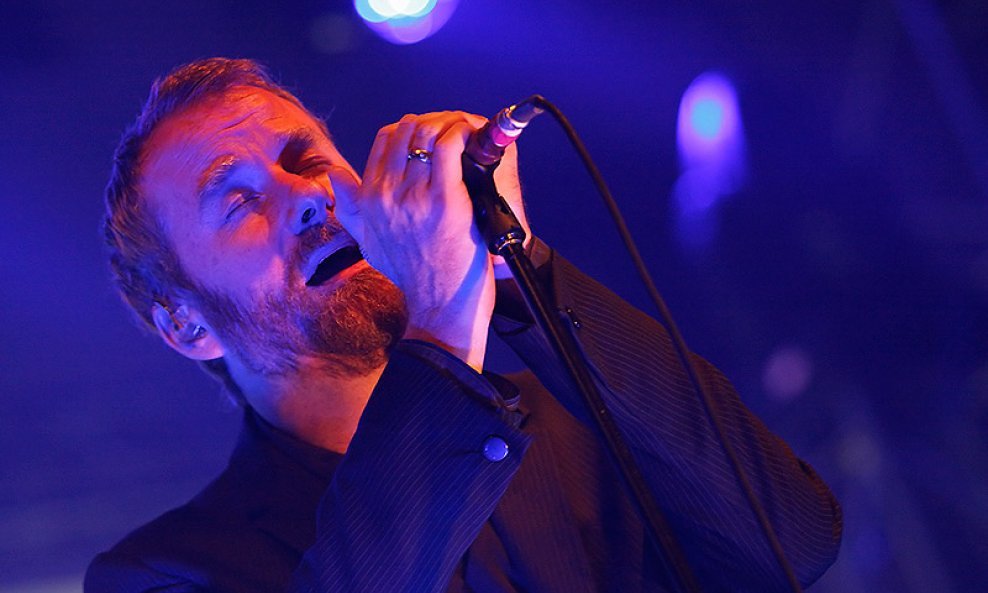 (04) The National