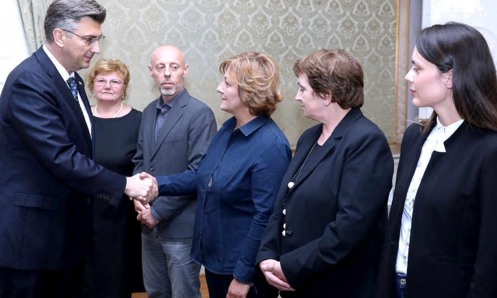 Premijer Plenković na sastanku s predstavnicima socijalnih radnika