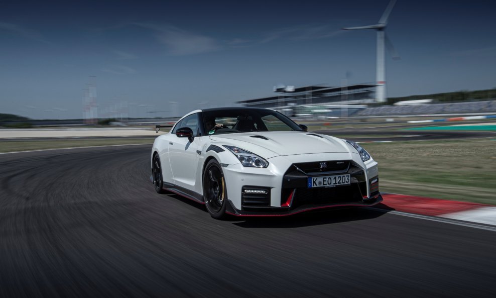 GT-R NISMO na stazi EuroSpeedway Lausitz u Njemačkoj