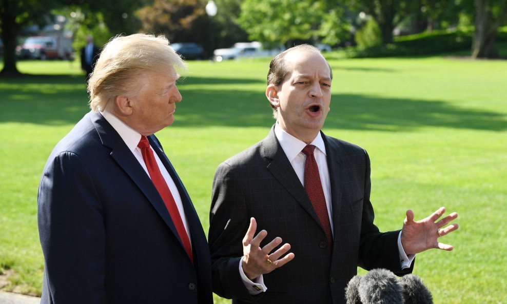 Donald Trump i Alexander Acosta