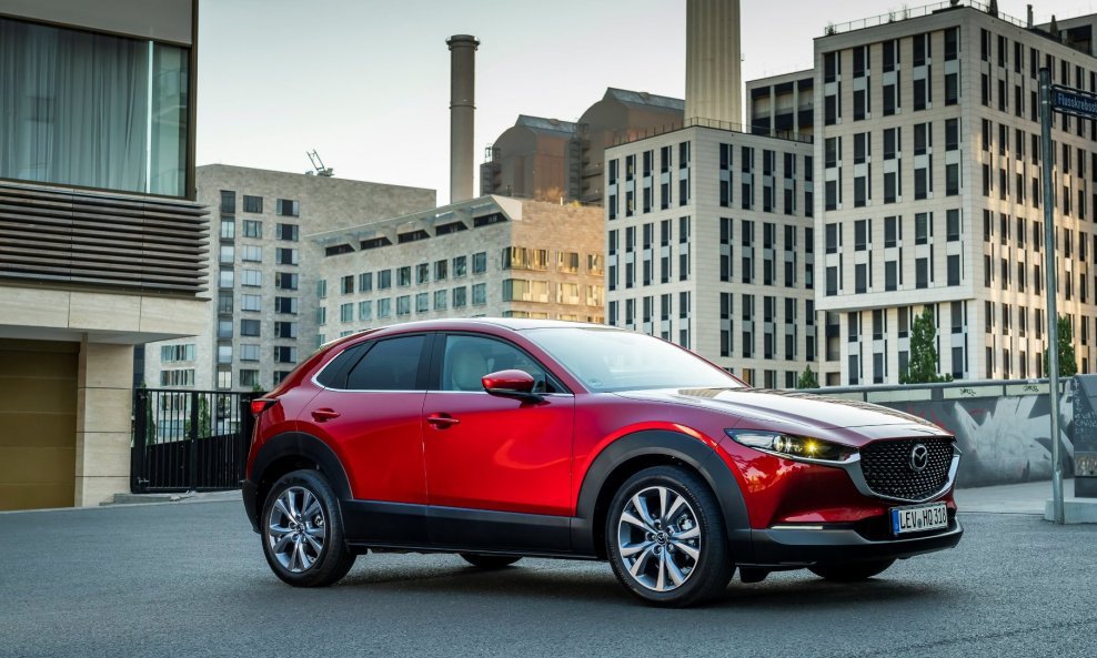 Mazda CX-30 je novi kompaktni SUV japanskog proizvođača automobila