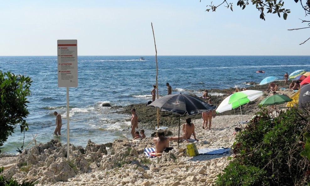 swingeri_plaža punta križ