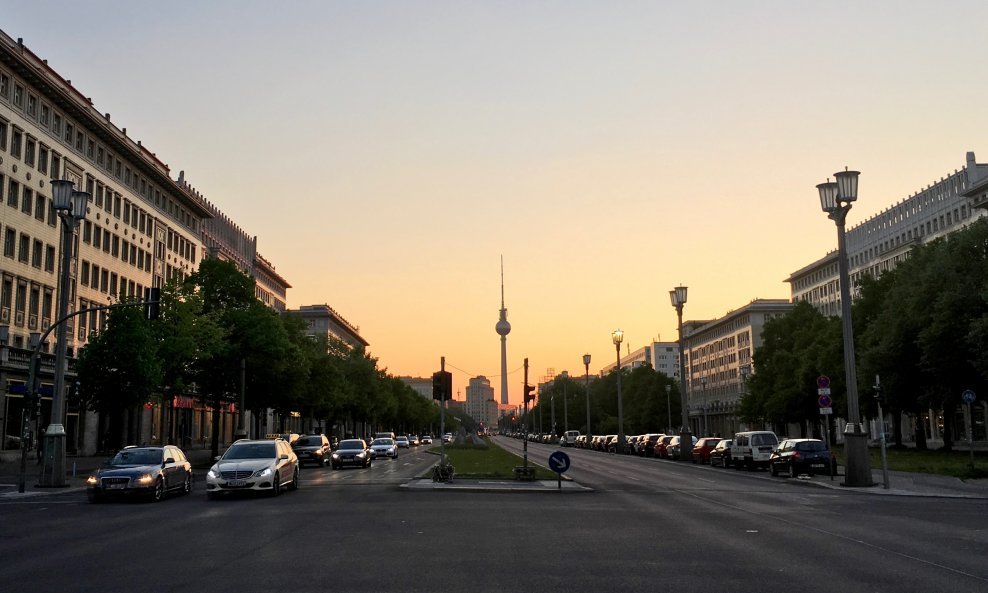 Gradske vlasti Berlina kupile su 670 stanova u Aleji Karla Marxa