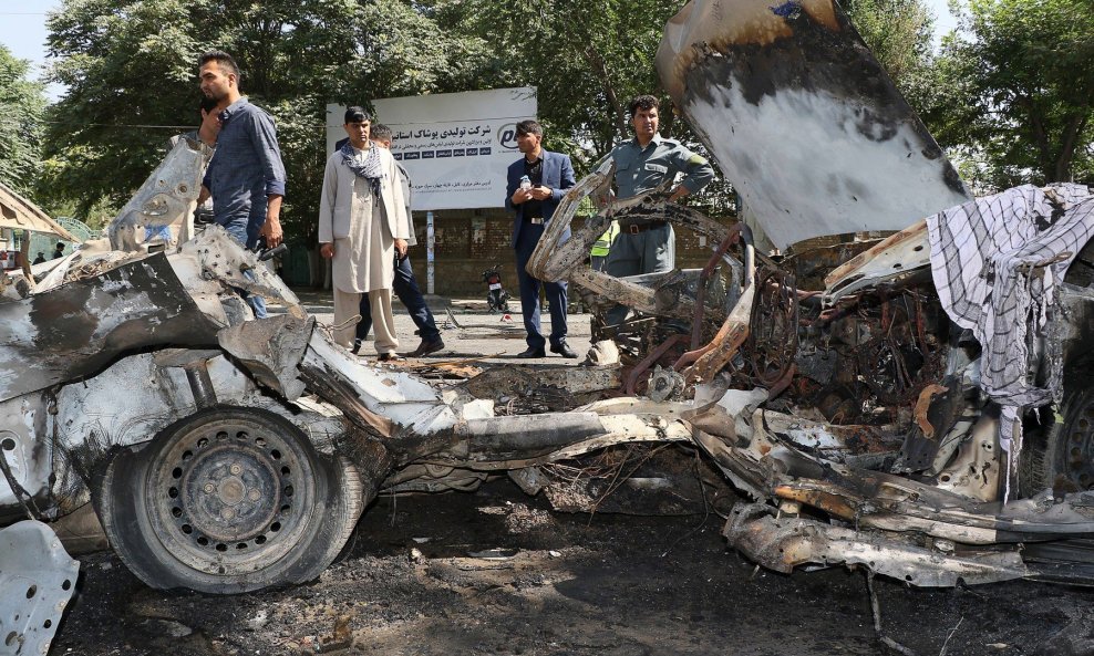 Arhivska fotografija napada na Sveučilište u Kabulu 19. srpnja
