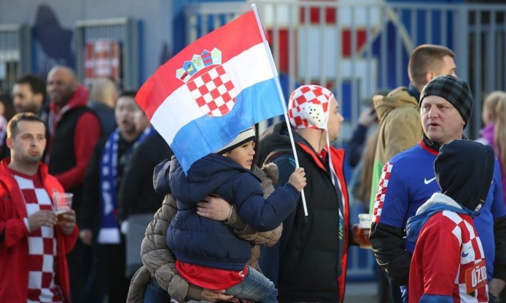 Navijači uoči utakmice Hrvatska - Norveška (2)