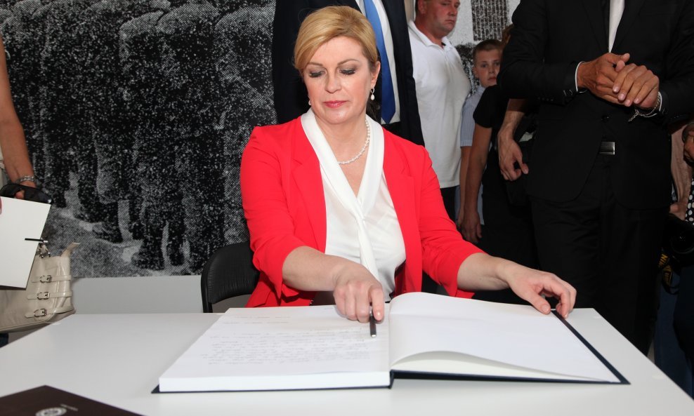 Predsjednica Grabar Kitarović još nije odgovorila na zahtjev Mosta