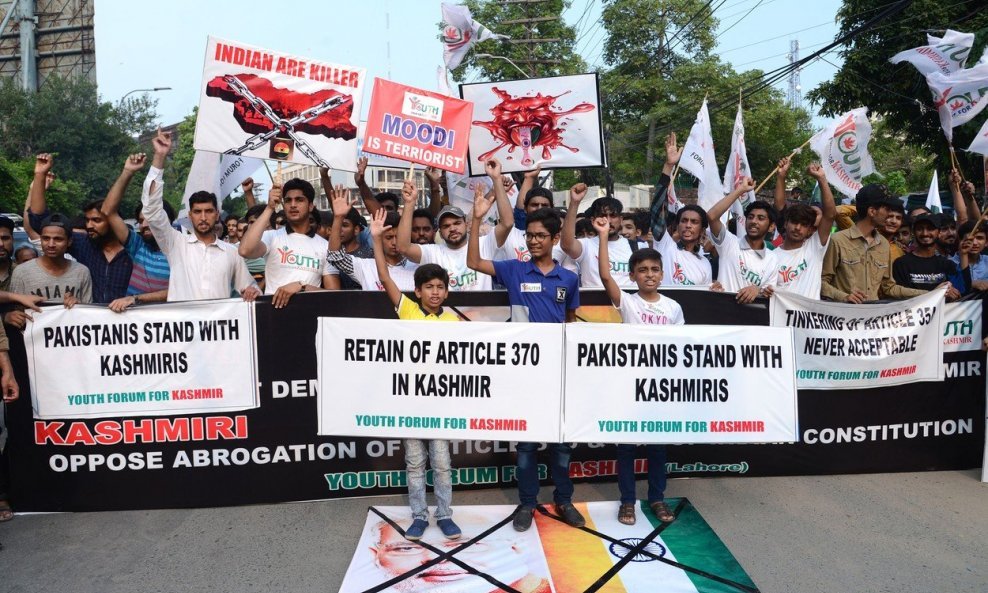 Indija ukinula poseban stautus Kašmiru