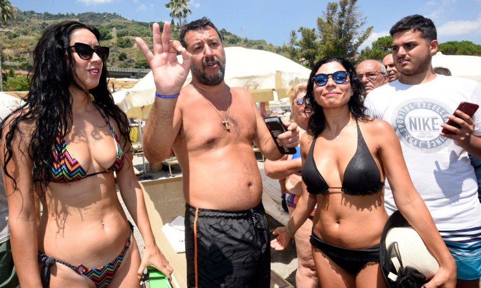 Matteo Salvini na druženju sa simpatizerima na Siciliji