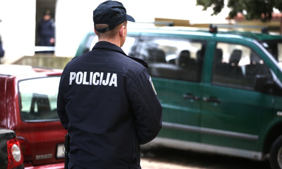 Policija - ilustracija