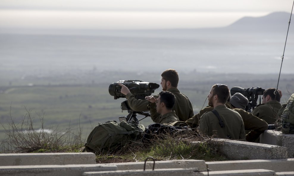 Vojnici na granici Izraela i Sirije
