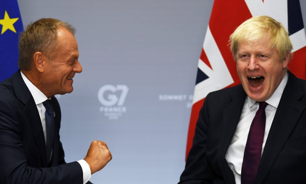 Donald Tusk i Boris Johnson