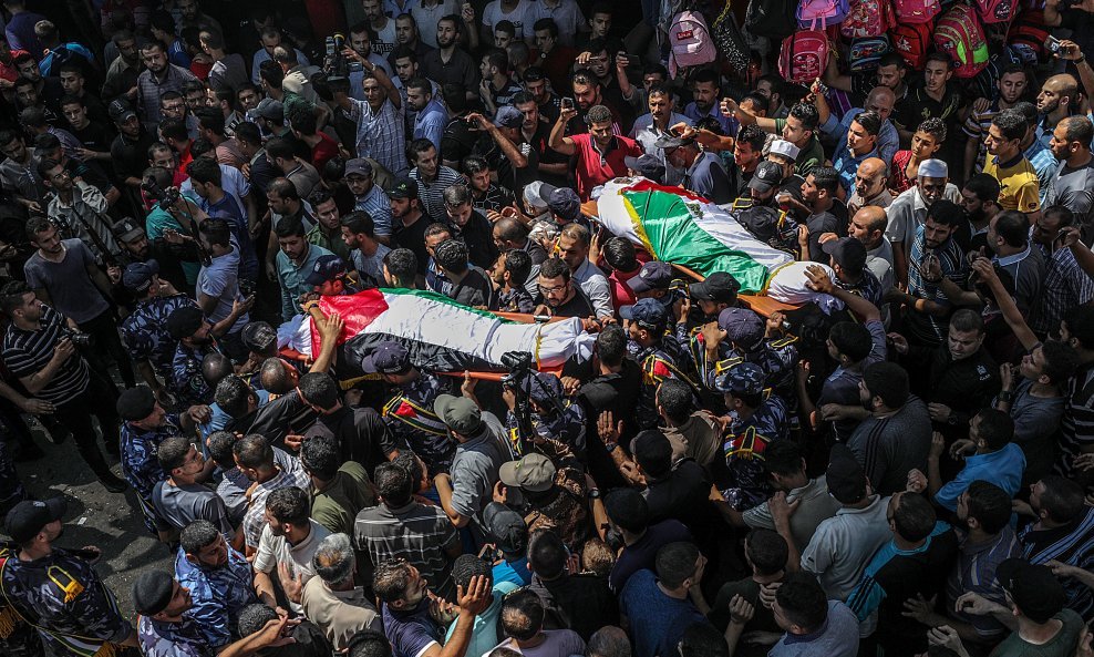 Pogreb ubijenih palestinskih policajaca