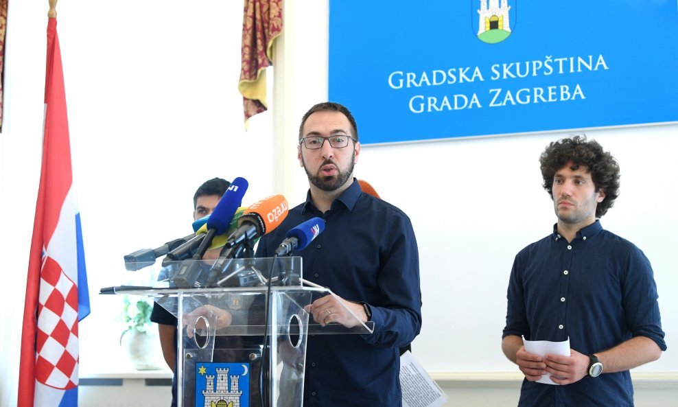 Predsjednik Kluba zastupnika lijevog bloka u zagrebačkoj Gradskoj skupštini Tomislav Tomašević