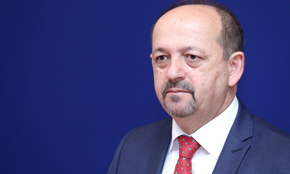 Ivan Lovrinović
