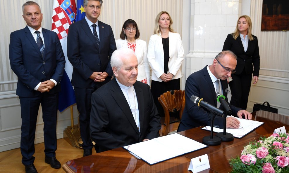 Biskup banjalučki, mons. dr. Franjo Komarica, Predsjednik Vlade RH Andrej Plenković, ministar vanjskih i europskih poslova Gordan Grlić Radman