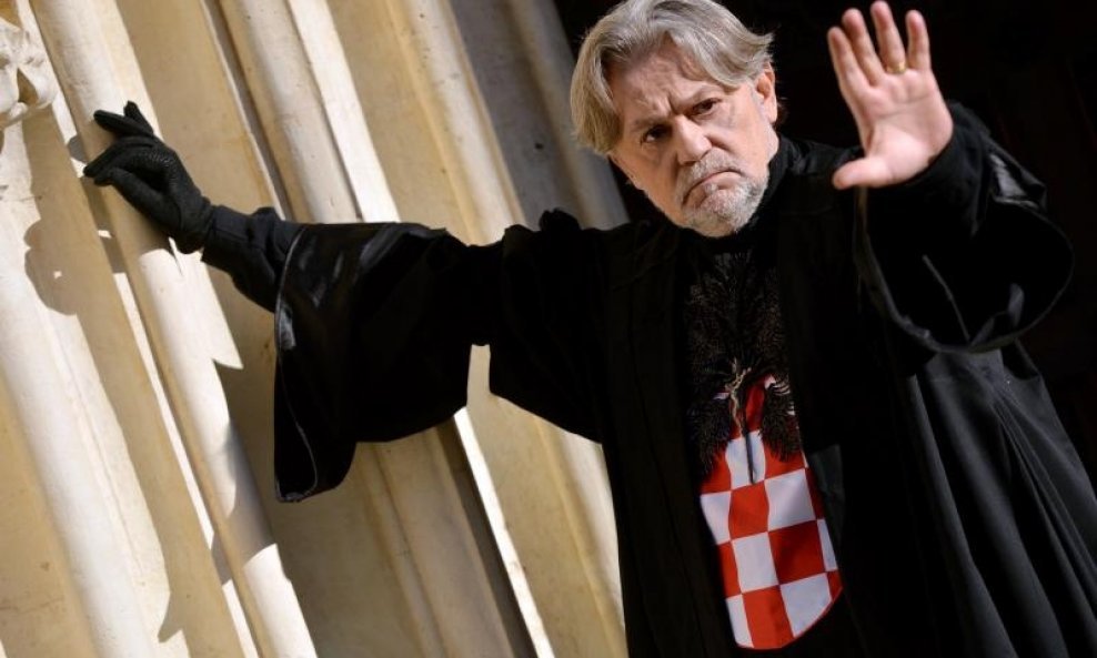 Glumac Božidar Alić zatražio je odgodu rasprave protiv Srpskog narodnog vijeća