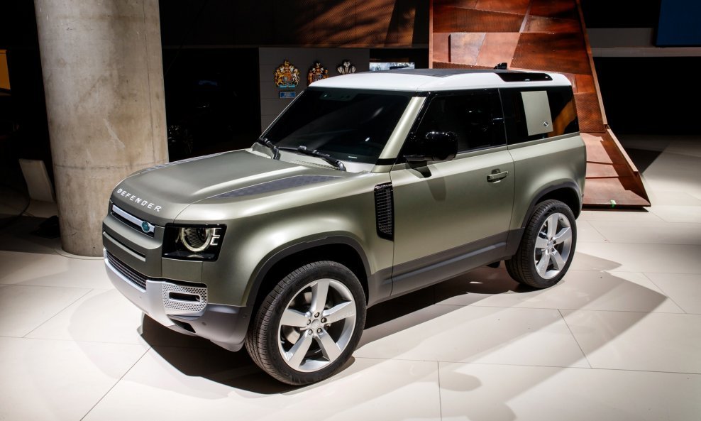 Novi Land Rover Defender predstavljen je na autosalonu u Frankfurtu