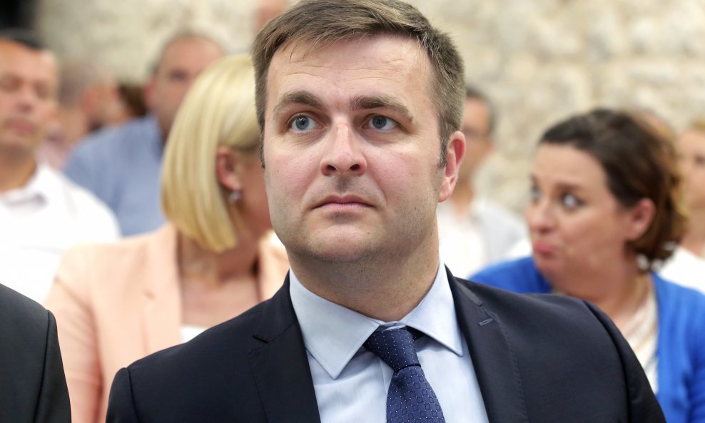 Tomislav Ćorić, ministar zaštite okoliša i energetike