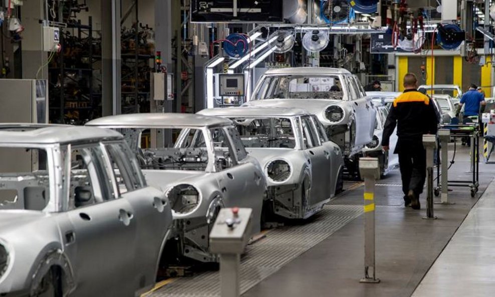 MINI - tvornica u Oxfordu, Engleska, pripada BMW grupi
