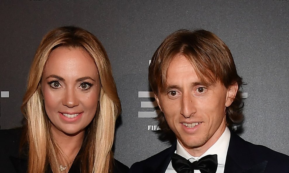 Vanja i Luka Modrić u Milanu na dodjeli nagrada Fife