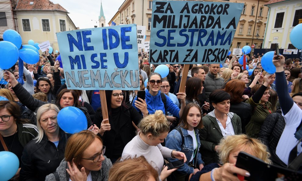 Prosvjed medicinskih setara na Markovu trgu