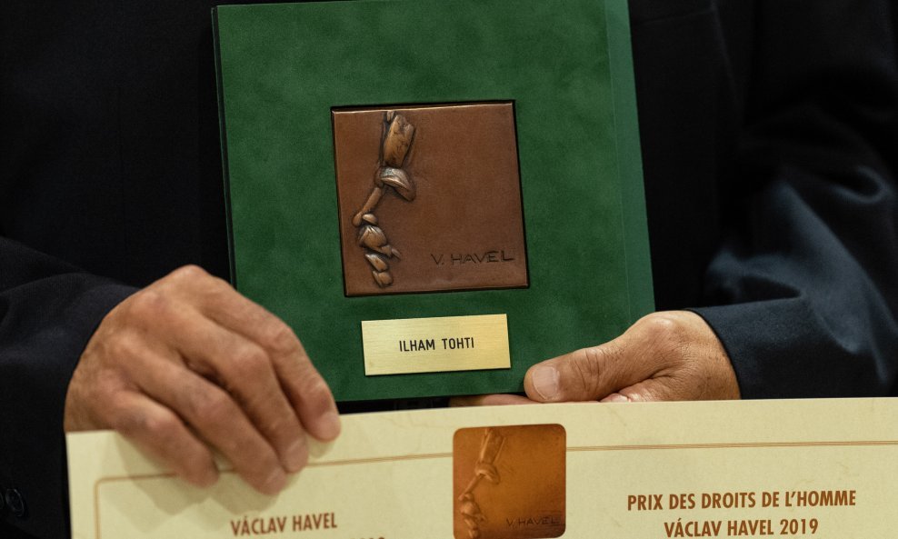 Nagrada Ilhamu Tohtiju