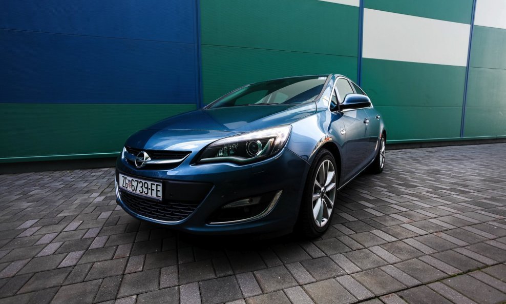 Opel Astra 05