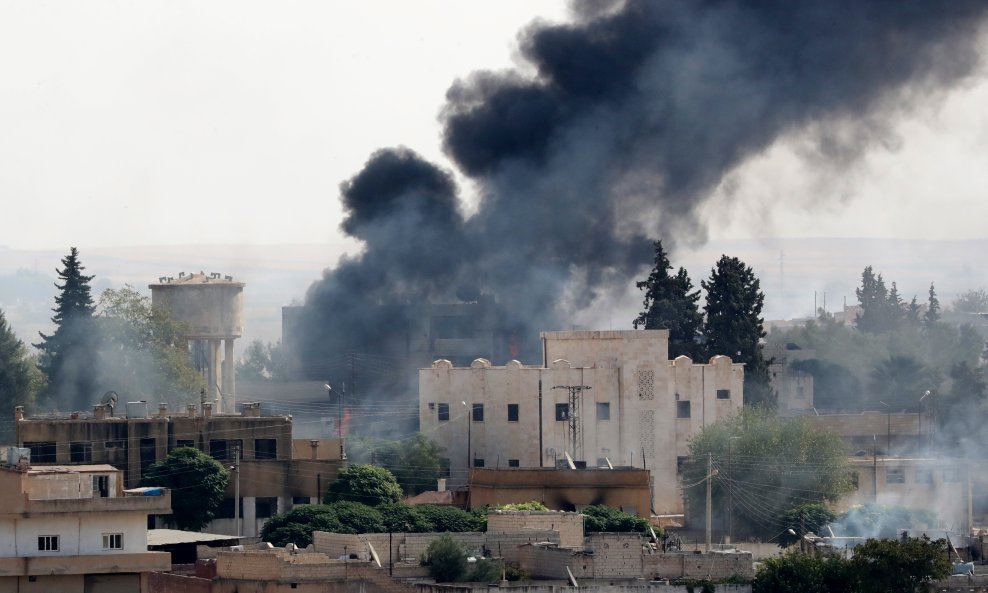 Bombardiranje sirijskog grada Ras al-Eina