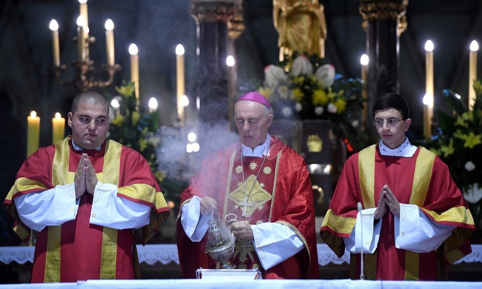 Novi apostolski nuncij nadbiskup Giorgio Lingua predvodio euharistijsko slavlje