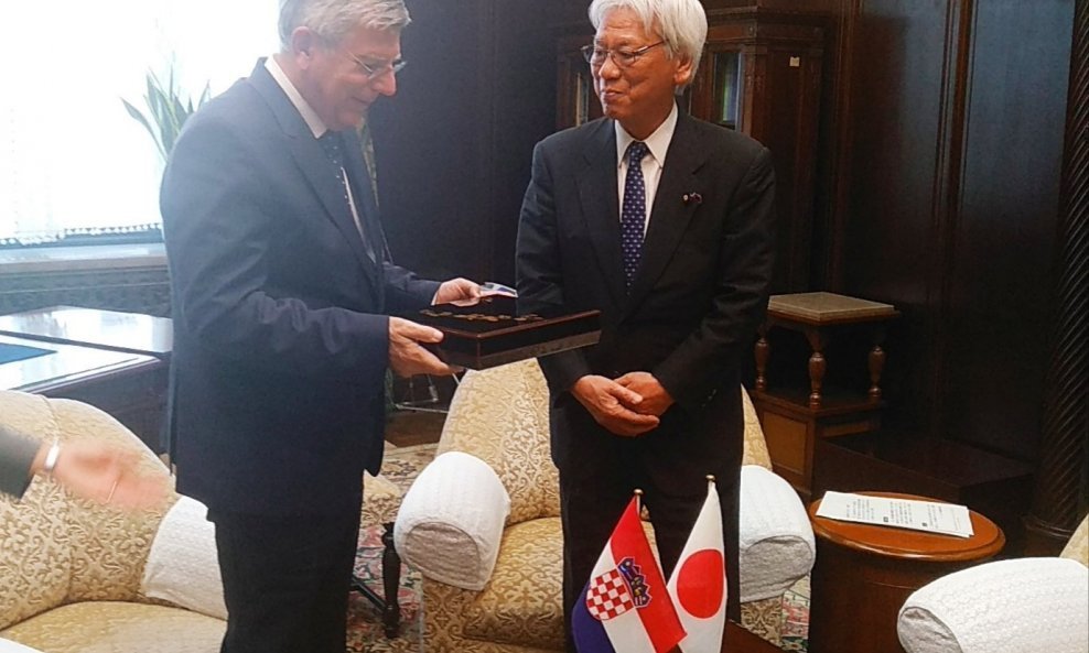 Željko Reiner i potpredsjednik Gornjeg doma Parlamenta Japana Toshi Ogawa