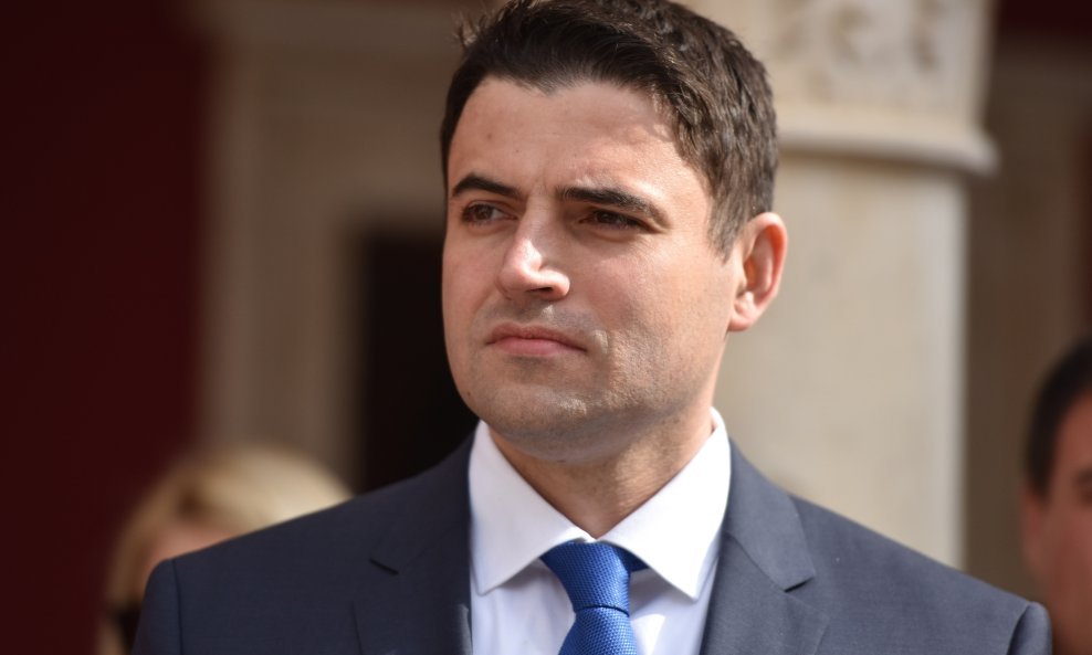 Davor Bernardić