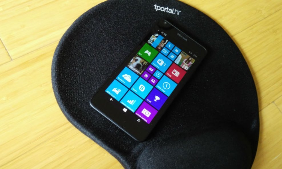 Lumia 640