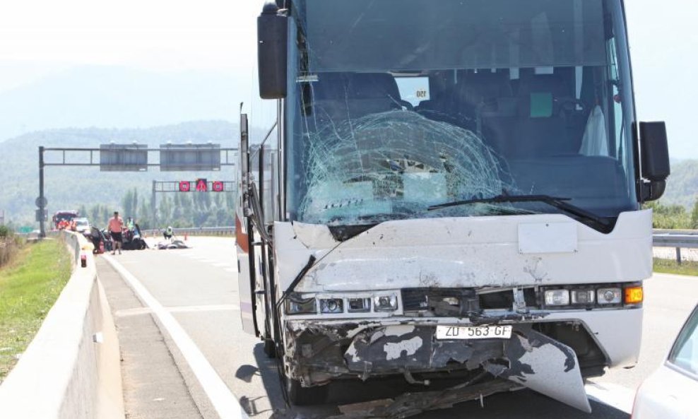 autobus nesreća