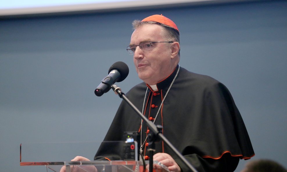 Zagrebački nadbiskup kardinal Josip Bozanić