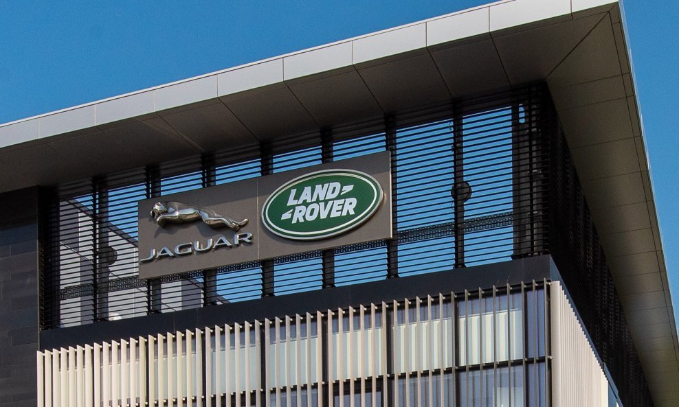 Jaguar Land Rover traži partnera za uštedu na troškovima te za elektrifikaciju budućih vozila