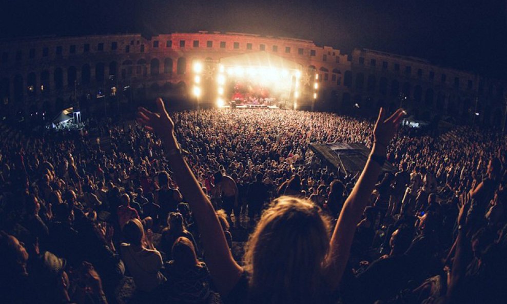 Arena _Outlook-Festival-2014-Dan-Medhurst