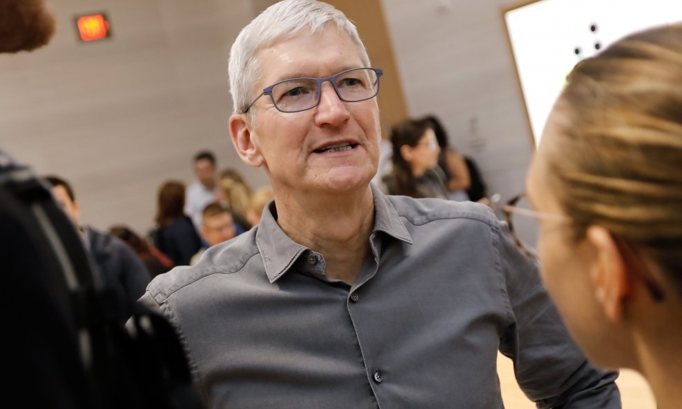 Tim Cook (Apple)