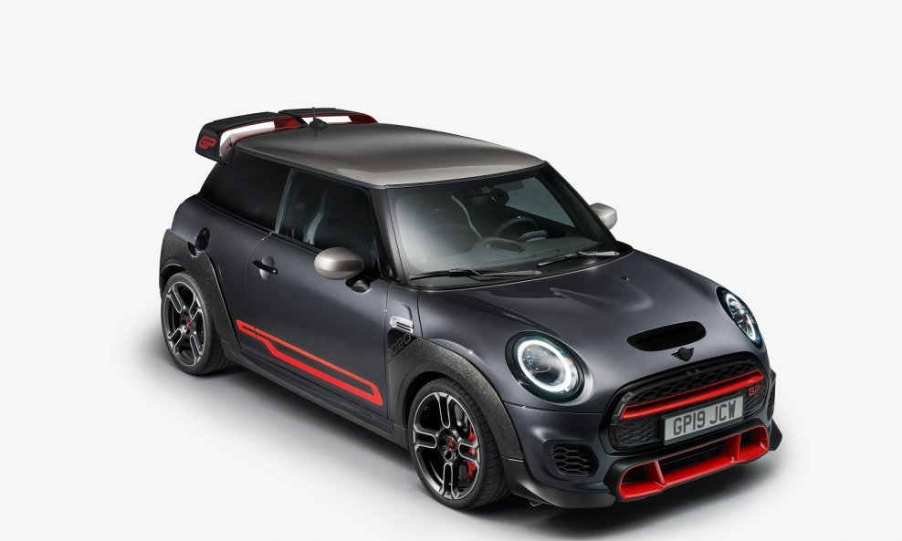 Mini John Cooper Works GP je predstavljen na autosalonu u Los Angelesu, a proizvesti će se samo u 3000 primjeraka