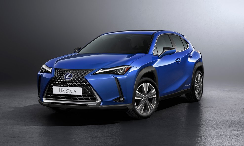 Lexus UX 300e je prvi proizvodni model s pogonom na struju