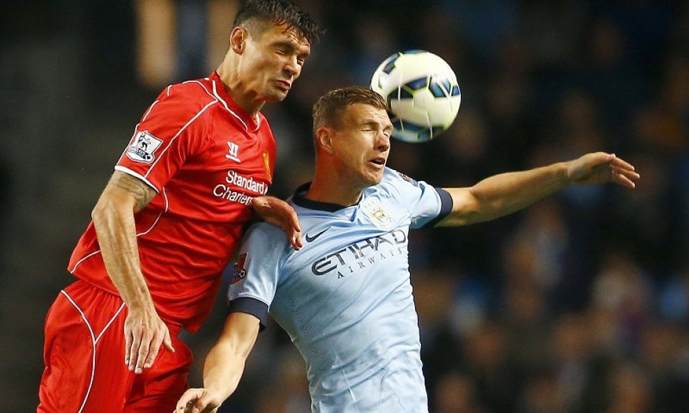 Dejan Lovren (L) i Edin Džeko