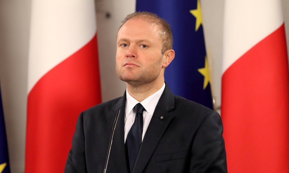 Muscat je odbacio zahtjeve da ostavku podnese odmah