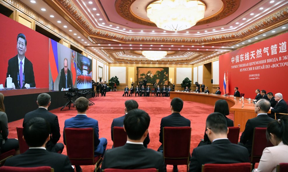 Xi Jinping video pozivom razgovara s Vladimirom Putinom