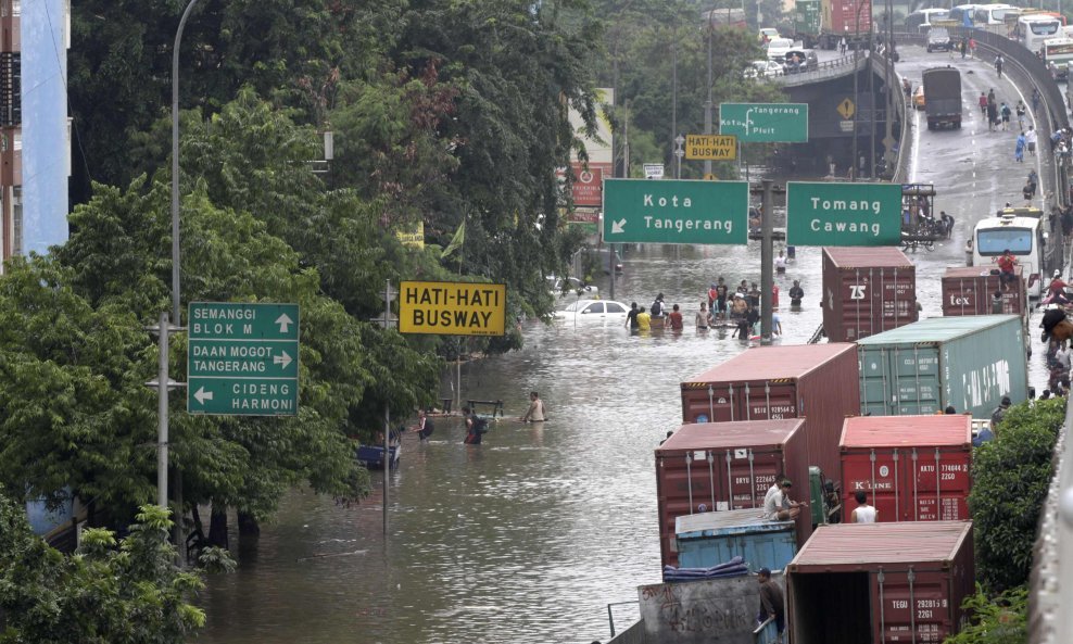 Povijesne poplave u Džakarti
